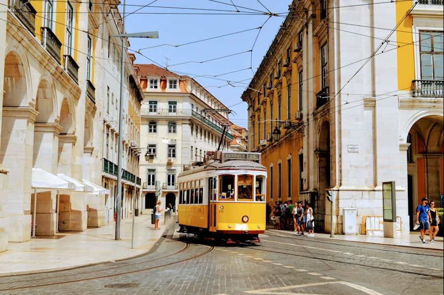 GRAI - lisbon real estate market.jpg